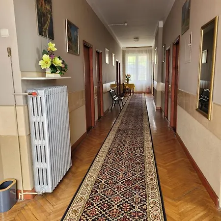 Meran Mini-hôtel Krynica-Zdrój