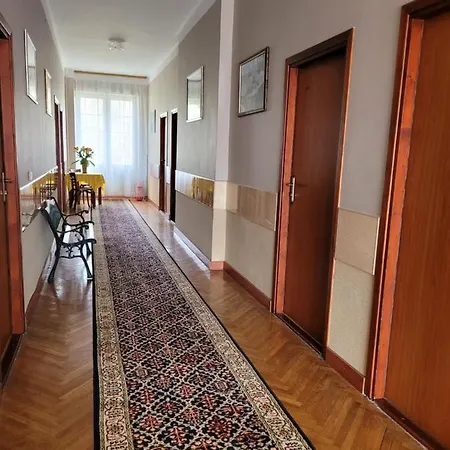 Meran Inn 3*