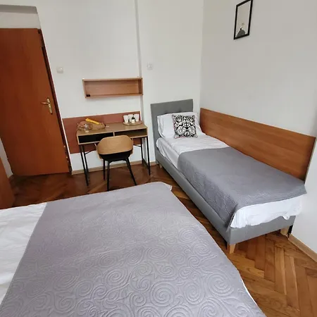 Meran Mini-hôtel 3*