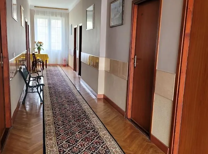 Meran Πανδοχείο 3*